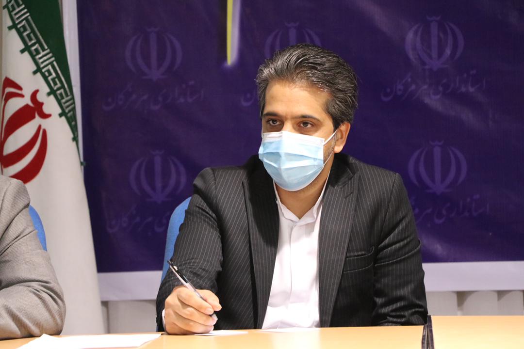 800 کیلو گوشت نذری در بین نیازمندان جزیره توزیع شد
