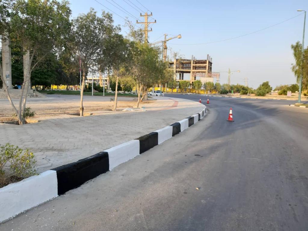پویش مرمت و رنگ‌آمیزی جداول شهر قشم آغاز شد
