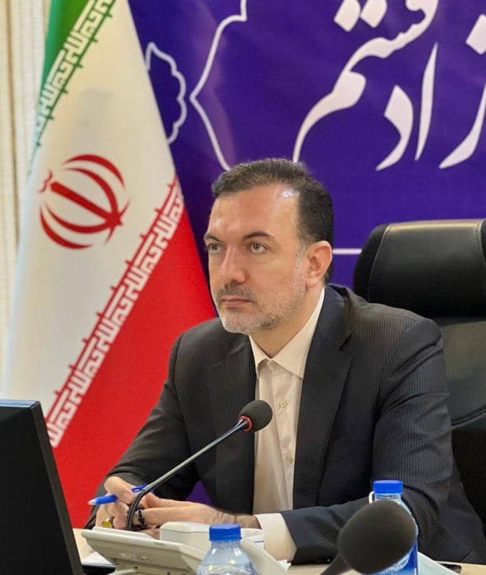 تقدیر ویژه سرپرست سازمان منطقه آزاد قشم از رییس و نمایندگان مجلس به دلیل موافقت با موضوع حذف مالیات بر ارزش افزوده از سرمایه گذاران و مصرف کنندگان مناطق آزاد تجاری-صنعتی و ویژه اقتصادی
