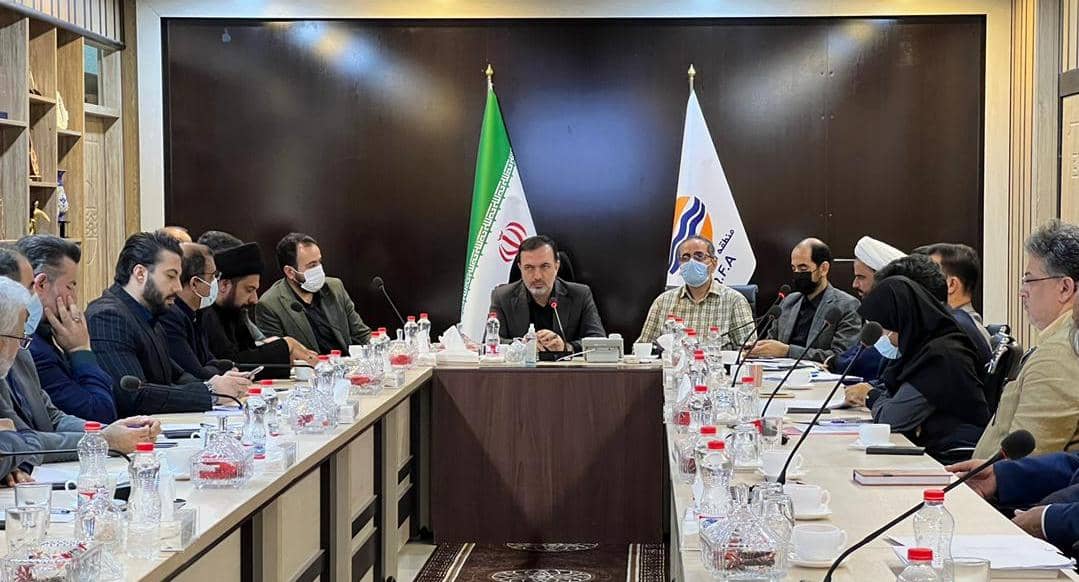 سرعت بخشی خدمات مردمی اولویت منطقه آزاد قشم 
