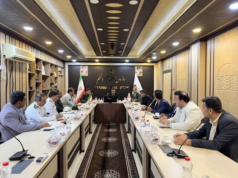 هم‌افزایی دستگاه‌های نظامی و انتظامی قشم به‌منظور تأمین امنیت گردشگران
