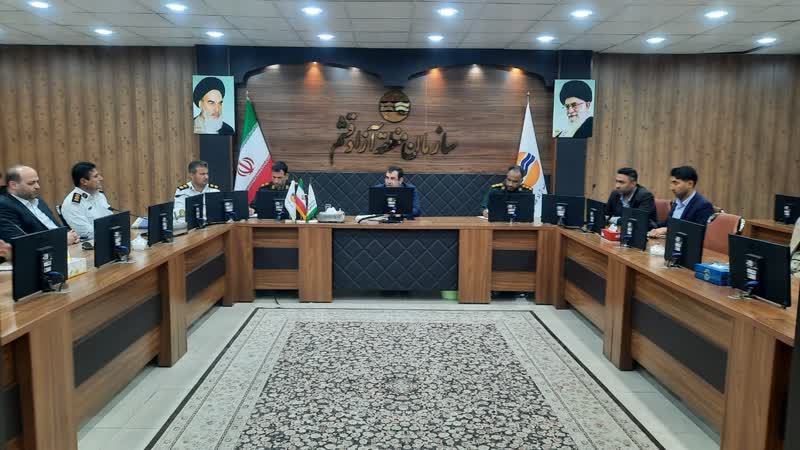 نخستین جلسه کمیته امنیتی، انتظامی و ترافیک ستاد اجرایی خدمات سفر قشم برگزار شد
