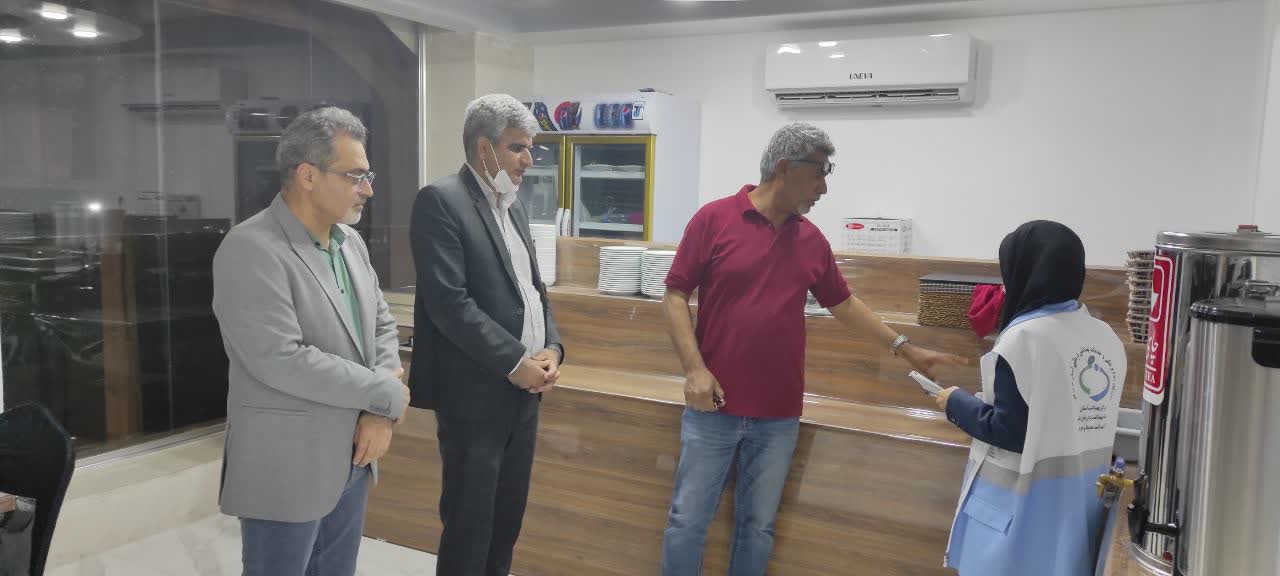 نظارت و پایش مستمر خدمات ارائه شده به گردشگران
