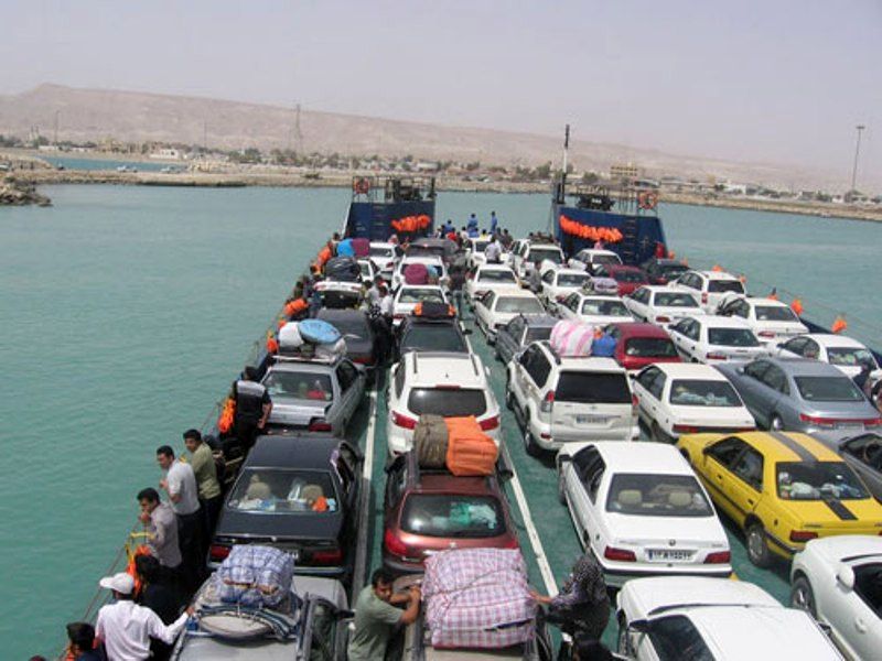230 هزار گردشگر در 6 روز به قشم وارد شدند / استقبال چشمگير گردشگران از سفر به قشم
