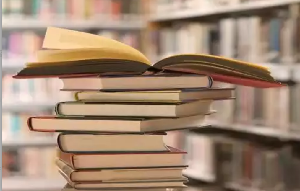  4 هزار نسخه کتاب به کتابخانه های عمومی قشم اهدا شد