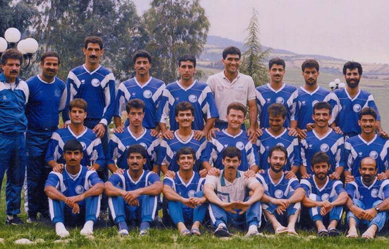 پیشکسوتان استقلال تهران در قشم پا به توپ می شوند / استقبال از قهرمانان 1990آسیا در جزیره 