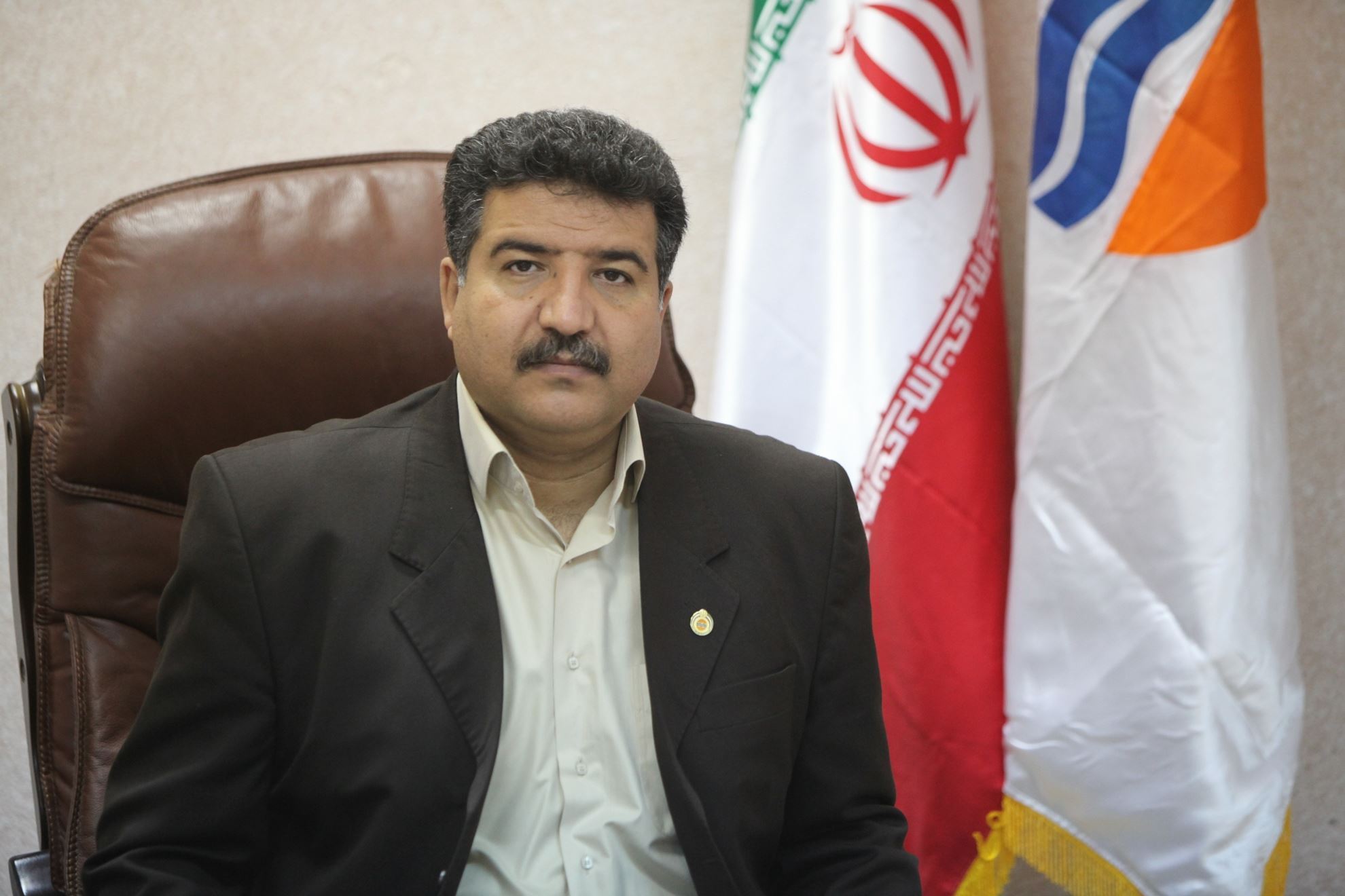 بارگیری 4500 تن سیمان پاکتی به مقصد سومالی
