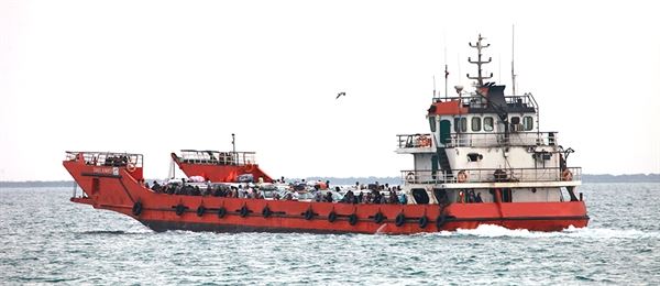 خدمت رسانی 45 شناور لندینگ کرافت با ظرفیت حمل یک هزار و 820 دستگاه خودرو به گردشگران نوروزی 